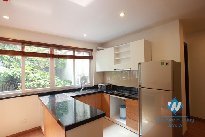 Nice 3 bedroom apartment for lease on Dang Thai Mai, Tay Ho, Ha Noi
